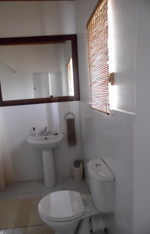 The Hexagon Wildlife Conservation Hotel Uitenhage Стая снимка