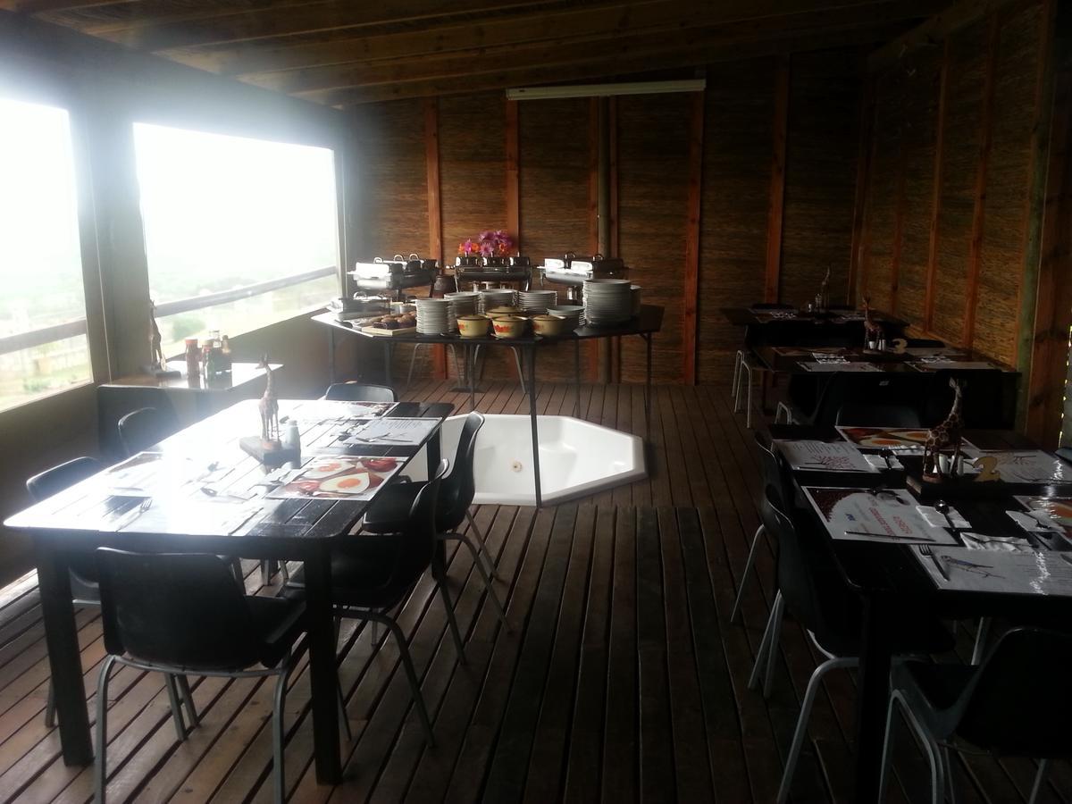 The Hexagon Wildlife Conservation Hotel Uitenhage Екстериор снимка
